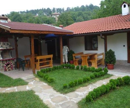 Къща За Гости Боляри Tryavna Dış mekan fotoğraf